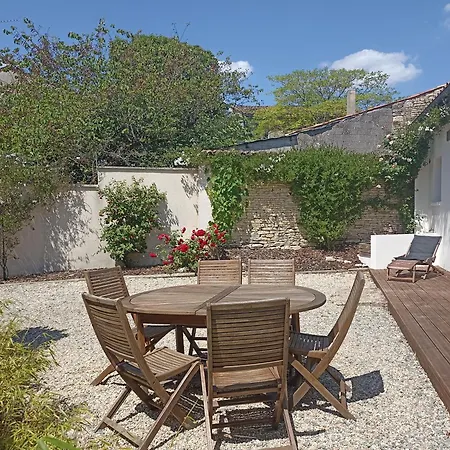 Hébergement de vacances De La Cour Arçais