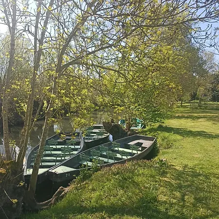 De La Cour Hébergement de vacances